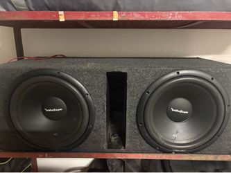 Rockford fosgate 12” subs and amp
