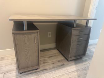 DESK