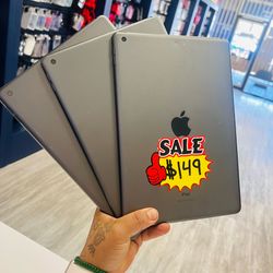 iPad 7th gen 32GB wifi only