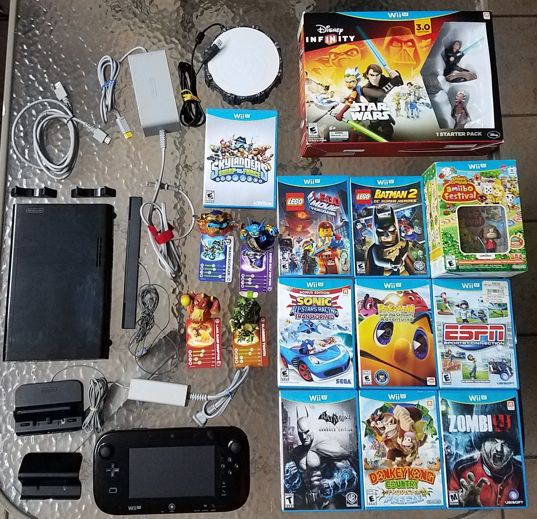Nintendo Wii U Console Bundle 32 GB Deluxe Black Model WUP-101(02) Tested  for Sale in Orlando, FL - OfferUp