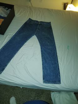 Levis