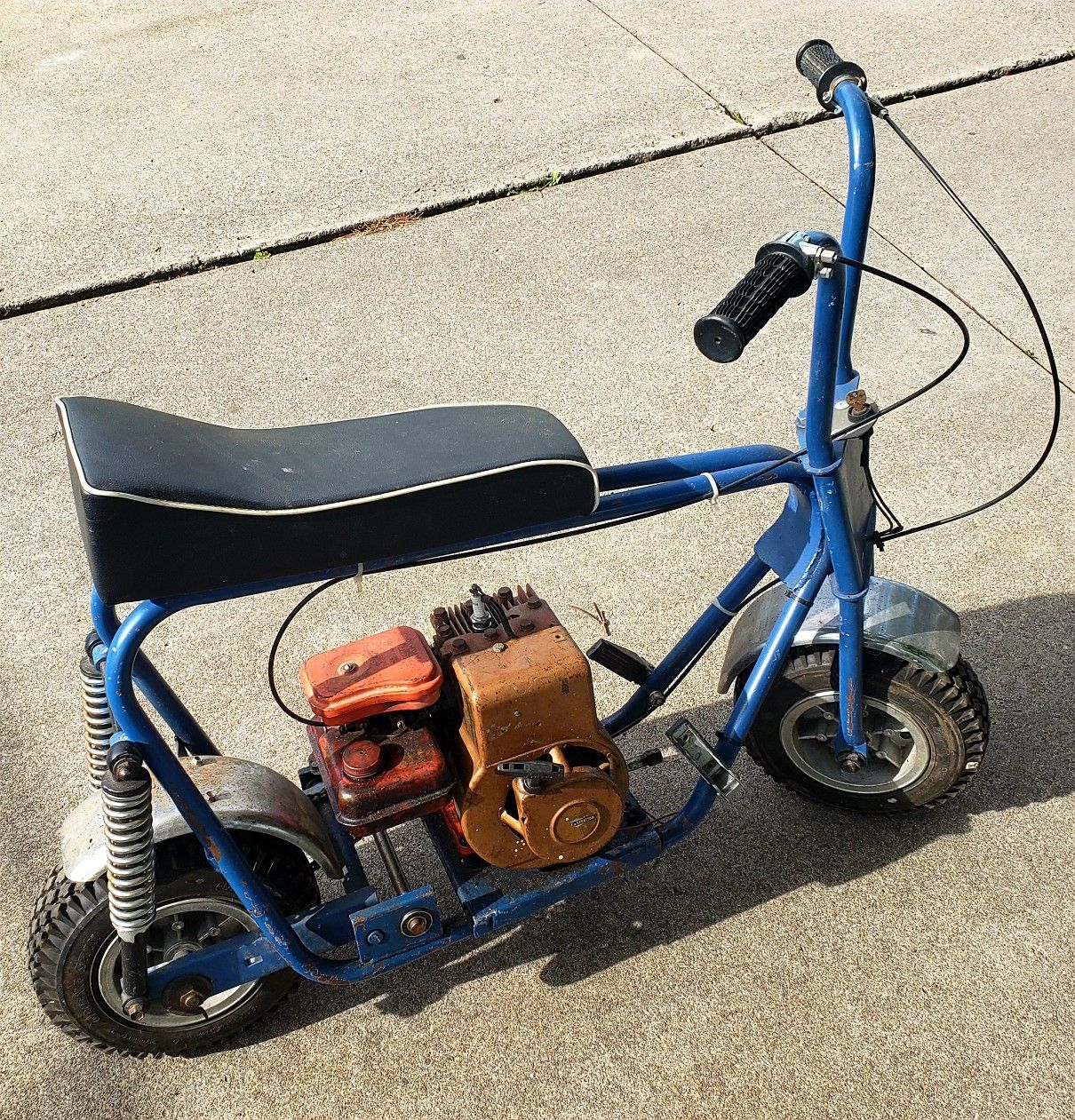 Vintage Cheeftah mini bike