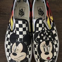 VANS X DISNEY CLASSIC SLIP-ON - MICKEY
