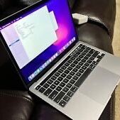 Apple MacBook Pro 13.3" (1TB SSD, Apple M1., 2 GHz, 16GB) Laptop - Gray 