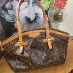 LOUIS VUITTON TIVOLI GM BAG