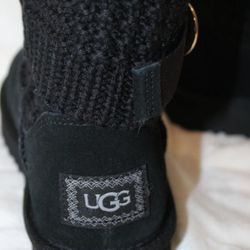 UGG Classic Ankle Mini Bootie