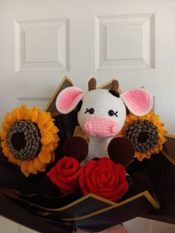 Cow sunflower bouquets handmade and branded new crochet