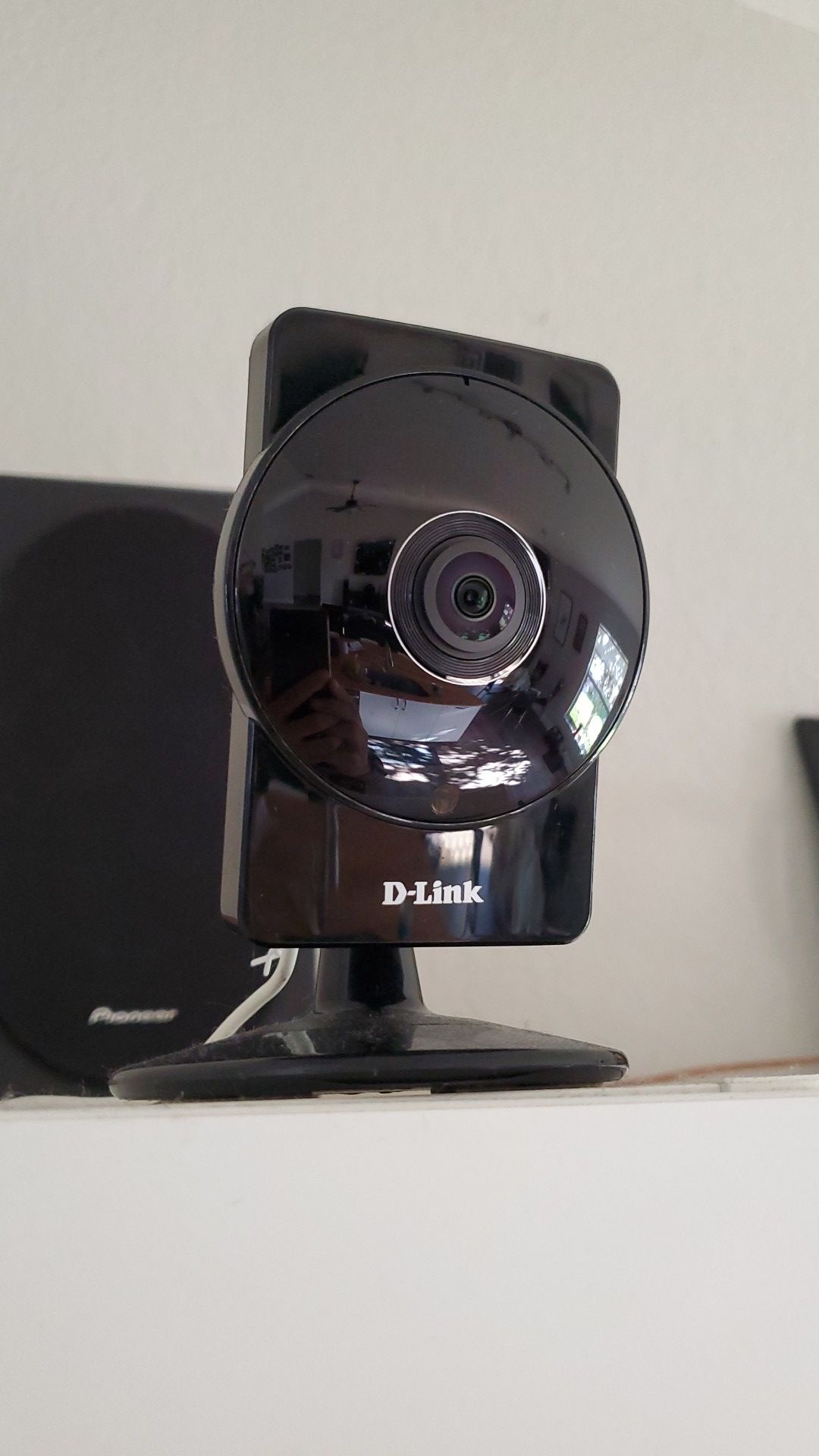 D-Link camera security alarm