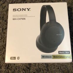Headphones 