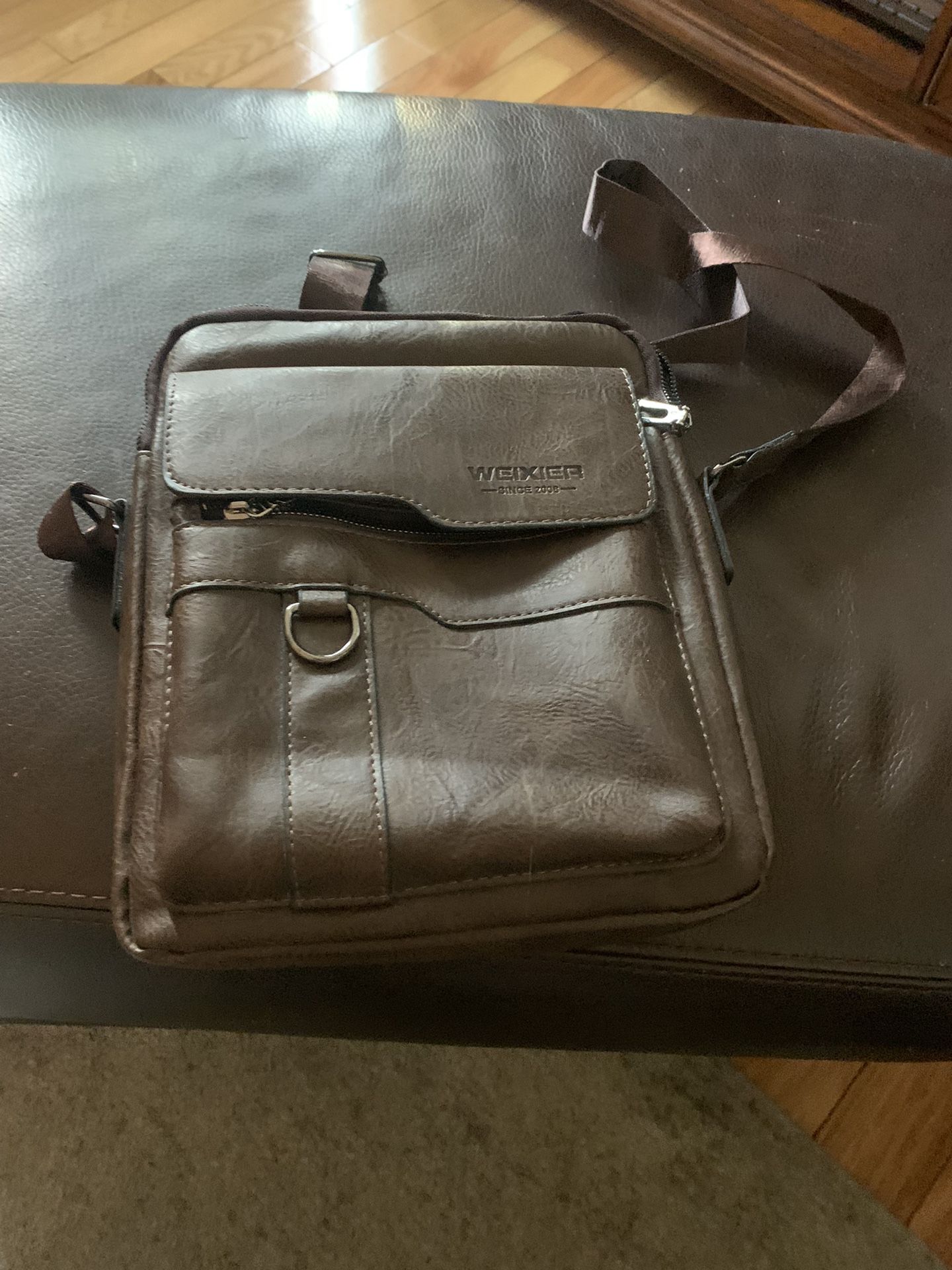 Small Leather Shoulder Bag     Men  Or Woman 