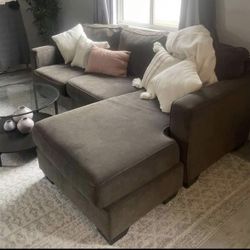 Hodan sofa chaise discount