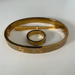 Gold look love bracelet & ring