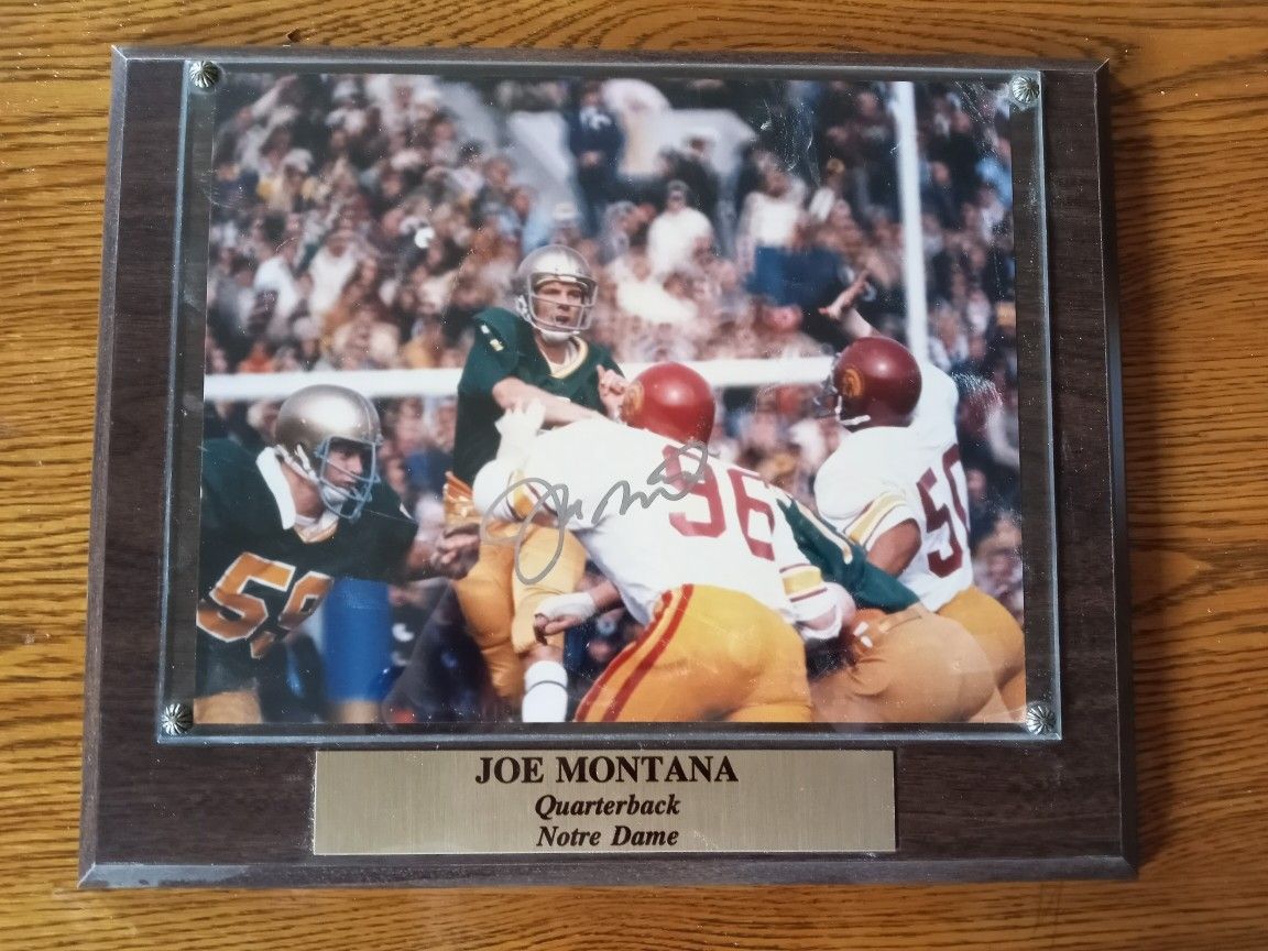 Joe Montana Autographed Plaque.