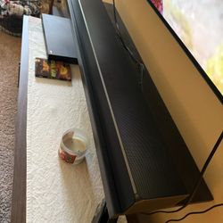 Samsung HW-Q80R w/ Rear Speaker Kit + Stands