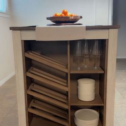 Tall Dinning Table 