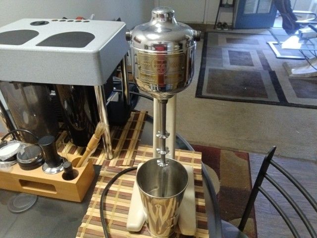 Vintage Hamilton Beach #18 Milkshake Mixer From 1940's Works Great $50 Pick Up Only.