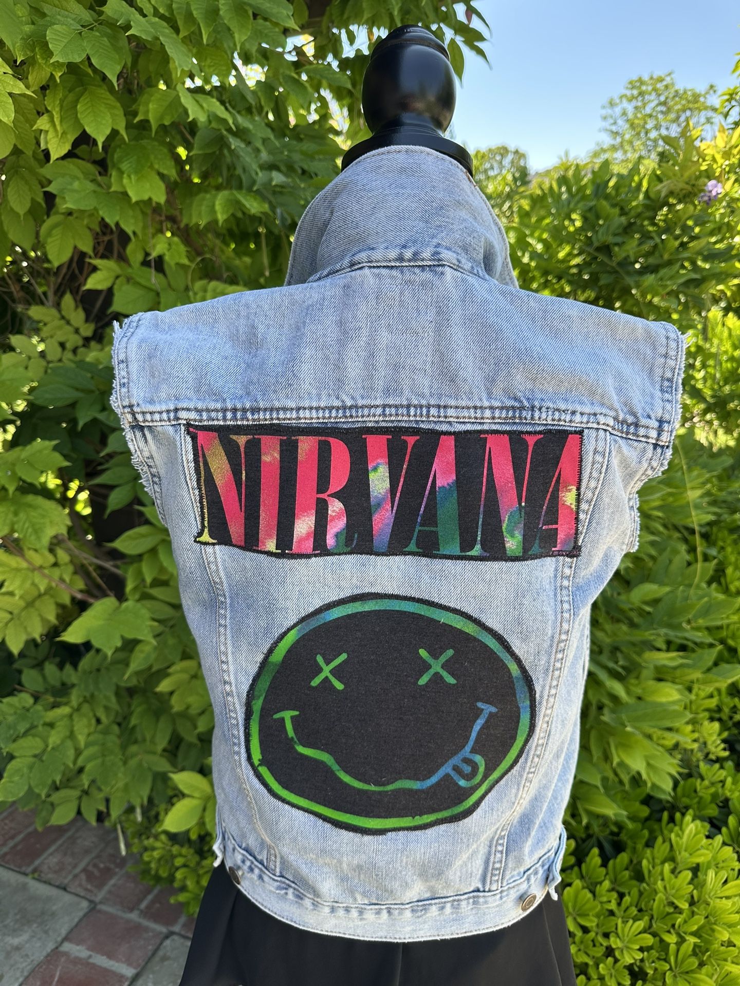 Women's Nirvana Jean vest size Small