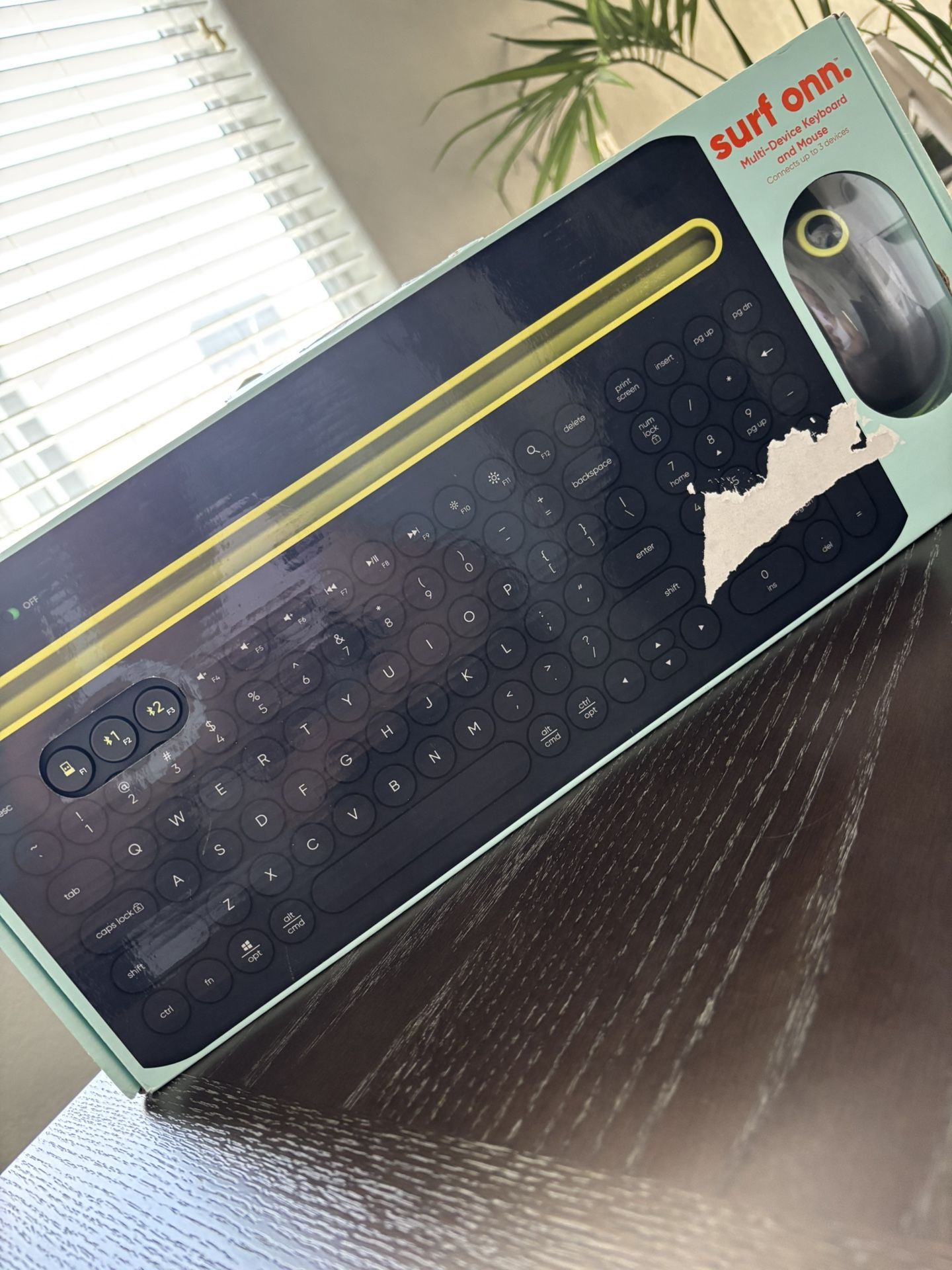 Surf Onn Wireless Keyboard And Mouse! Brand New Retail $50 Asking $25