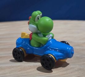 McDonald's Happy Meal Toy Yoshi Mario Kart Series 3" toy