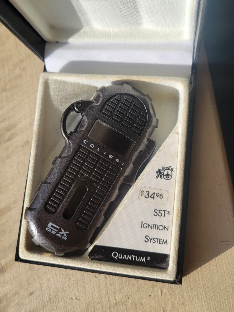 Colibri Lighter With Box - Colibri Of London