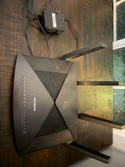 Nighthawk x10 AD7200