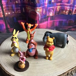 6 Winnie The Pooh & Friends Figures Play Set Pooh, Tigger, Eeyore & More -preowned 