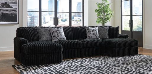 Midnight madness onyx 4 piece sectional