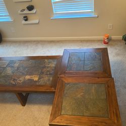 Coffee table With 2 Matching End Tables 