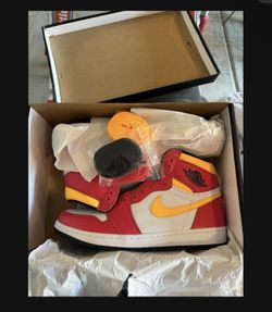 Nike Air Jordan 1 High OG Light Fusion Red Size 10