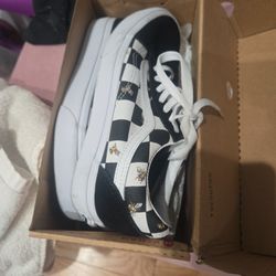 Vans Size 6