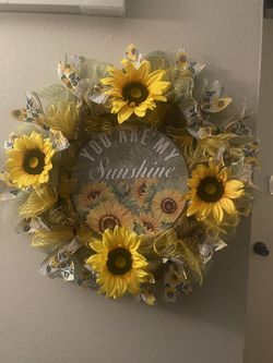 Holiday wreath
