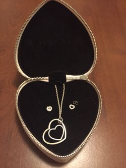 Pandora heart pendant