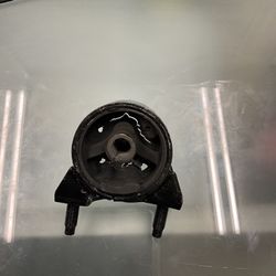 Engine Mount Ford Escort/ Mercury Tracer