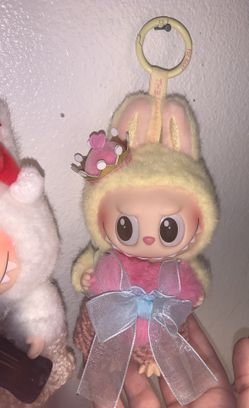 Let’s Checkmate Queen Labubu