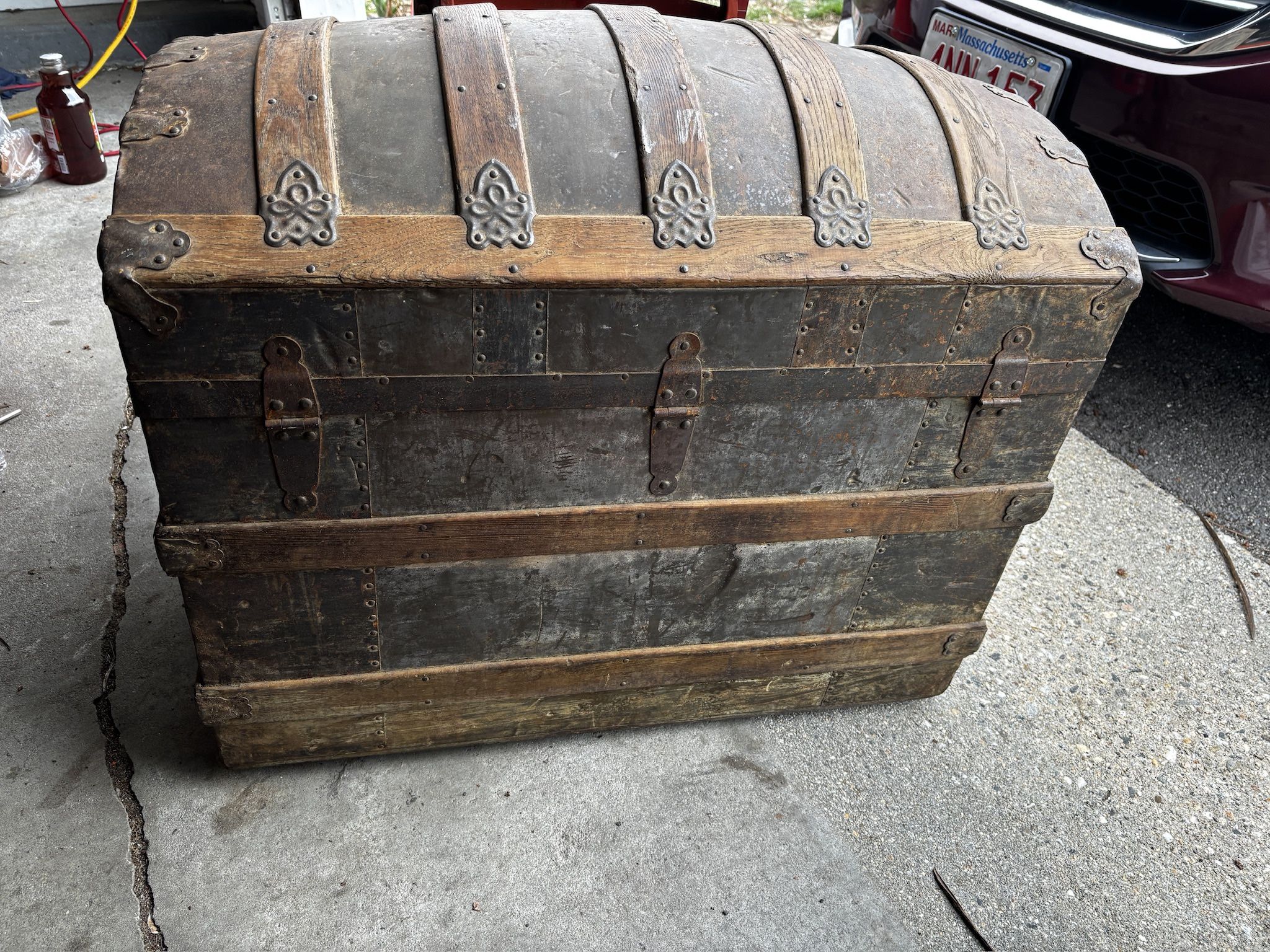 1800s Chest