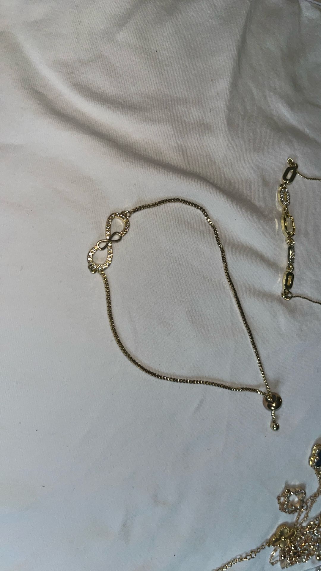 2 Pcs  Adjustable Bracelet 