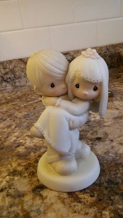 Precious Moment bride and groom