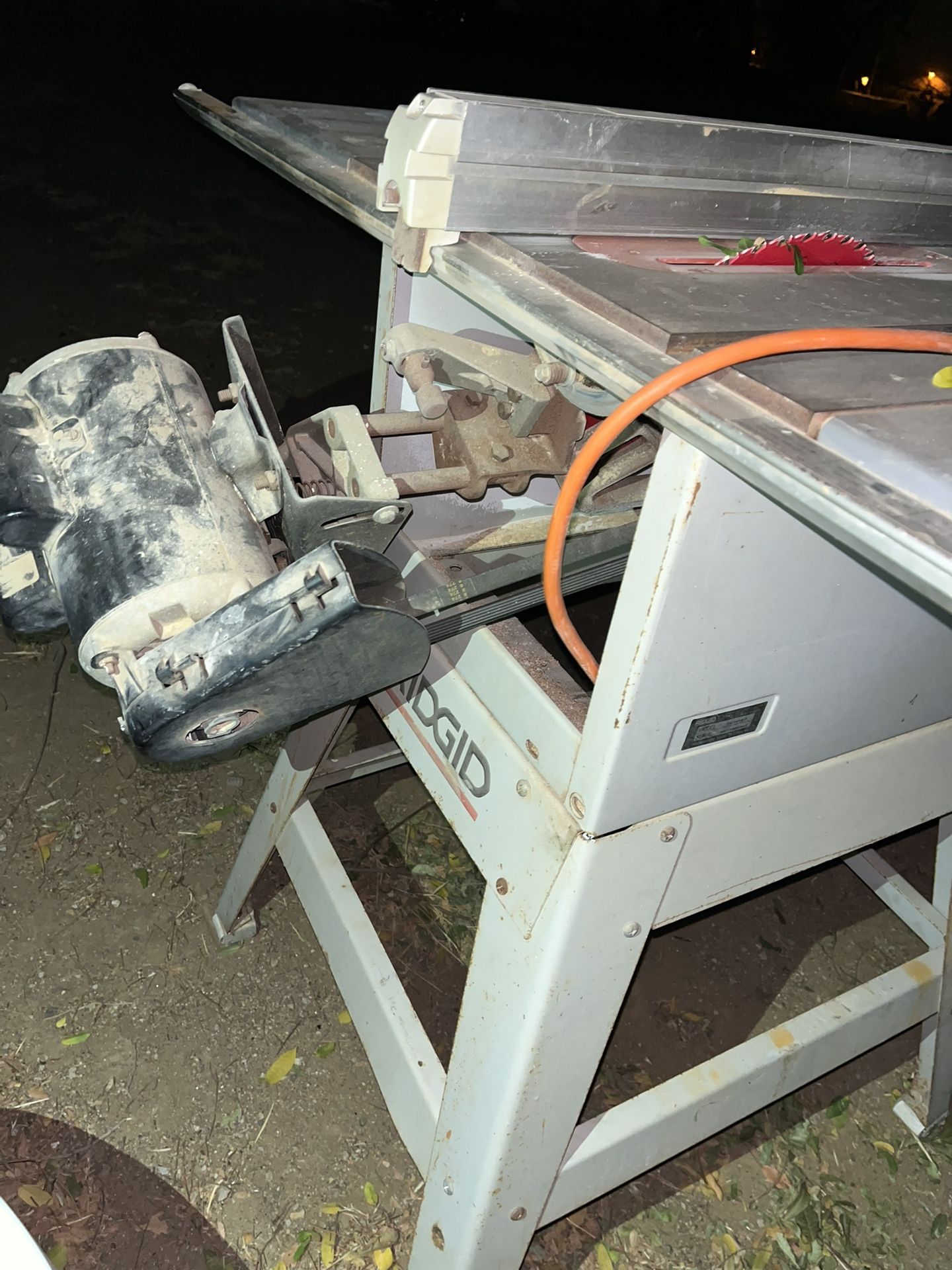 Ridgid TS2412 Table Saw – Heavy-Duty Contractor Grade – $300 OBO