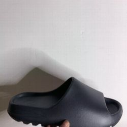Yezzy Slides Black 