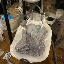 Graco Side To side Baby Swing 