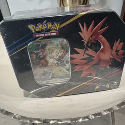 Pokemon Crown Zenith Galatians Zapdos Tin