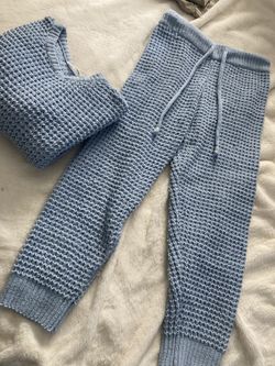 Periwinkle Knit pajamas womens Medium, Like New
