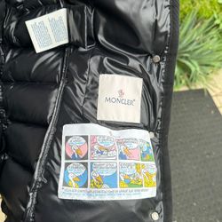 MONCLER AUTHENTIC LIKE NEW JACKET