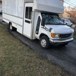 2007 Ford E350 1 ton 24 foot step van box truck 4X2 duelly