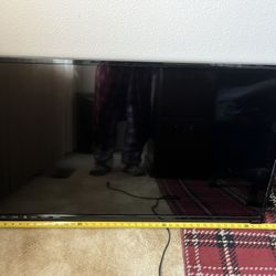 Vizio TV 42 Inch With Remote Nonfunctional 