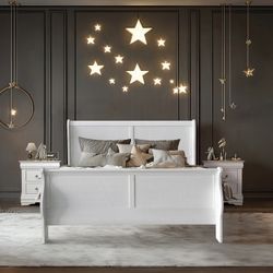 Queen Size Bed Or King Size Bed $199