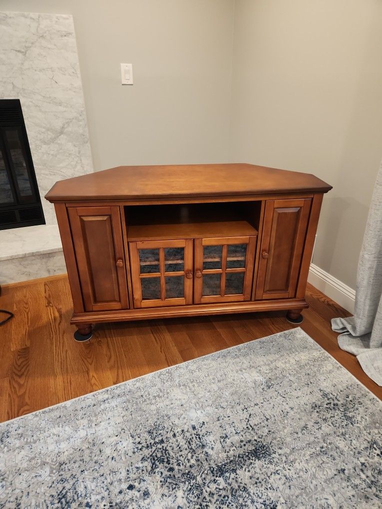 Corner Tv Stand