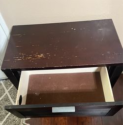 NICE NIGHT STAND