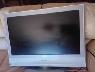 Vintage panasonic 32 Inch gaming t.v