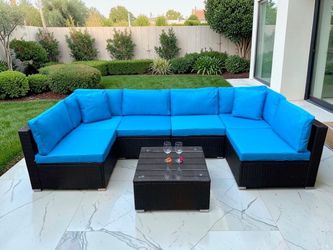 New Inbox Patio Furniture Set - $489 - we also finance and Deliver, $54 down